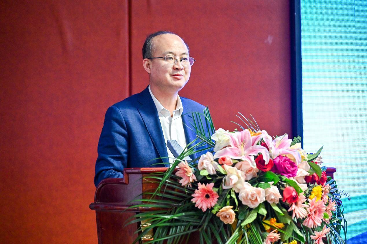 吉林大学党委常委、副校长张国兴致欢迎词 吉林大学党委常委、副校长张国兴致欢迎词